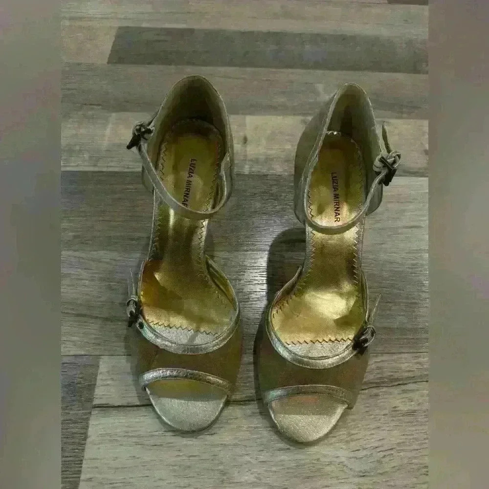 NWOT Luzia Mirnar suede leather upper shoes - Picture 5 of 11